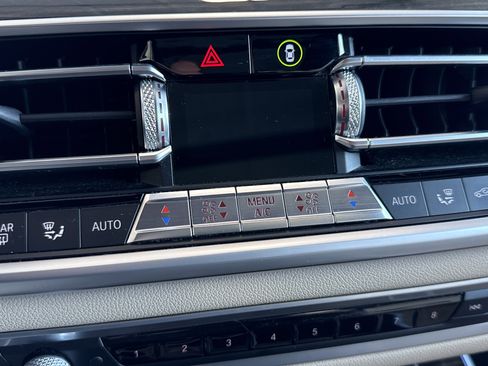 Used 2021 BMW X5 sDrive40i w/ Convenience Package image 57