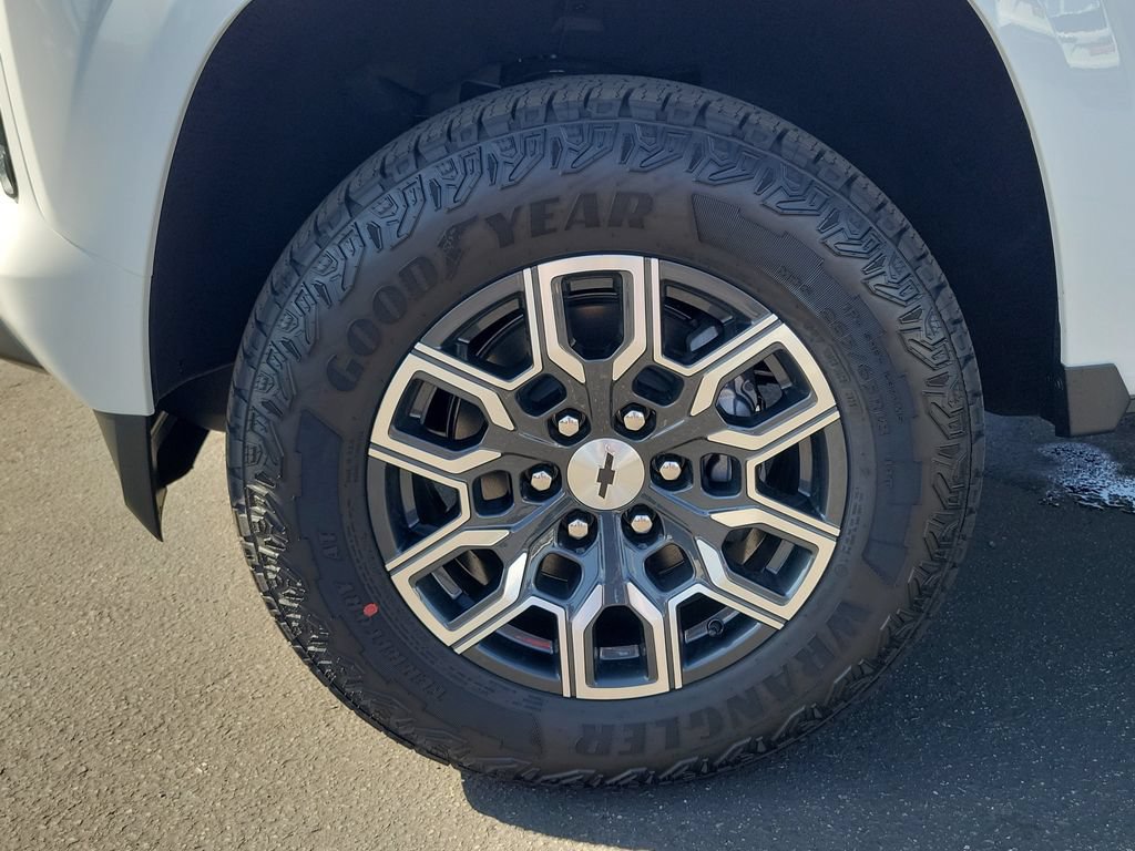 New 2026 Chevrolet Colorado Z71 w/ Technology Package AWD/4WD image 26