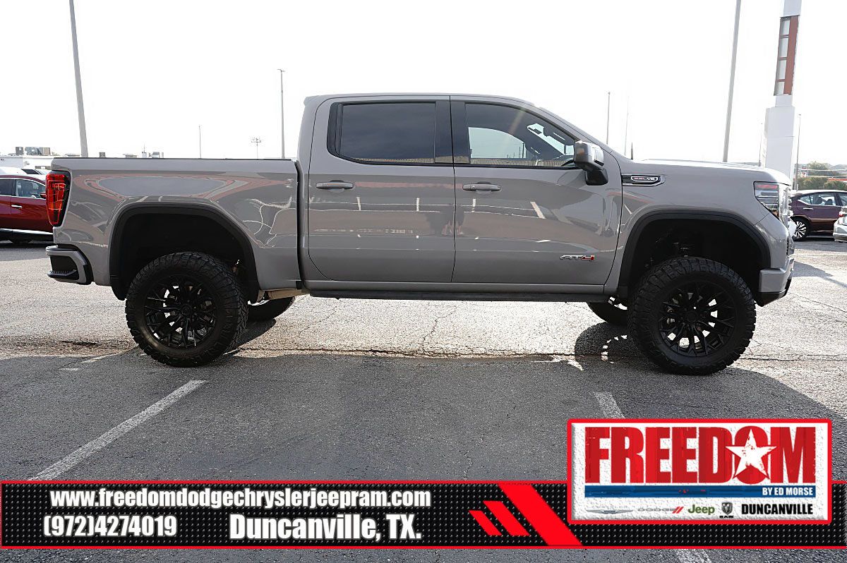 Used 2024 GMC Sierra 1500 AT4 w/ Technology Package AWD/4WD image 6