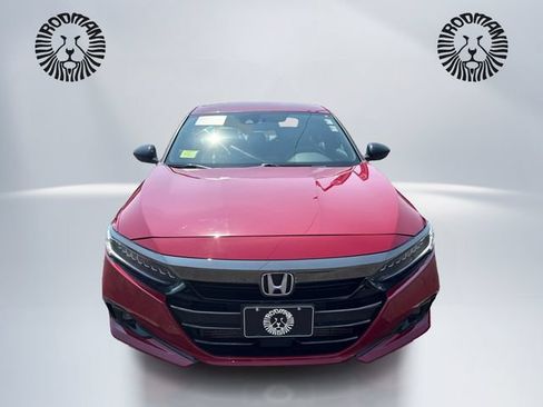 Used 2022 Honda Accord Sport image 2