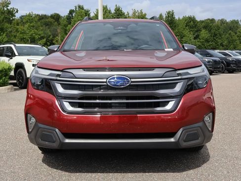 Used 2025 Subaru Forester Limited AWD/4WD image 3