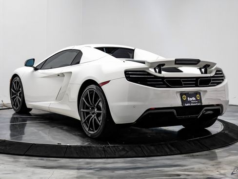 Used 2013 McLaren MP4-12C Spider image 11