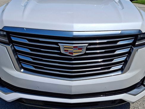 Used 2021 Cadillac Escalade Premium Luxury Platinum AWD/4WD image 9