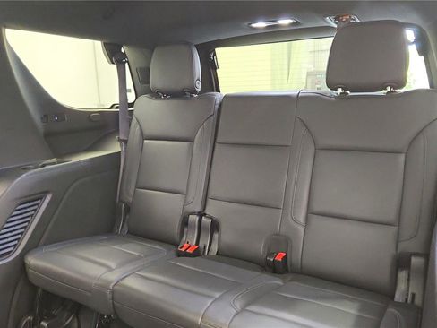 Used 2021 Chevrolet Tahoe LT w/ LT Signature Plus Package AWD/4WD image 38
