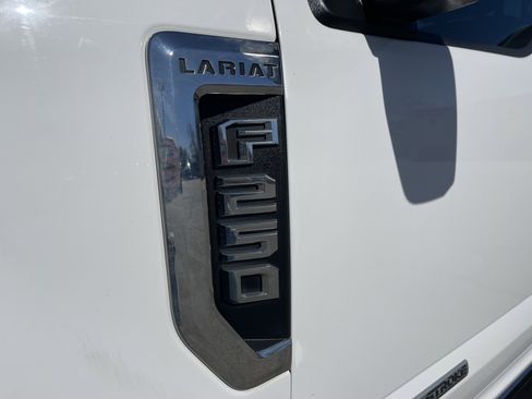 Used 2021 Ford F250 Lariat w/ Lariat Value Package image 10