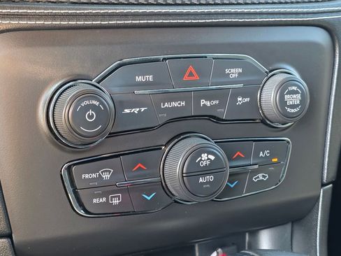 Used 2021 Dodge Charger SRT Hellcat w/ Harman/Kardon Audio Group image 25