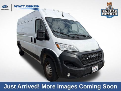 Used 2025 RAM ProMaster 2500 w/ Convenience Group image 8