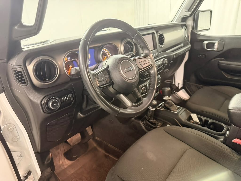 Used 2020 Jeep Wrangler Sport AWD/4WD image 25