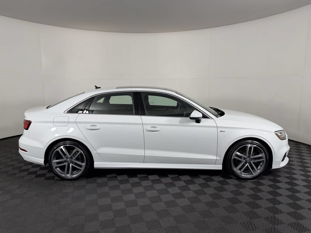 Used 2019 Audi A3 2.0T Premium Plus w/ Premium Plus Package FWD image 5