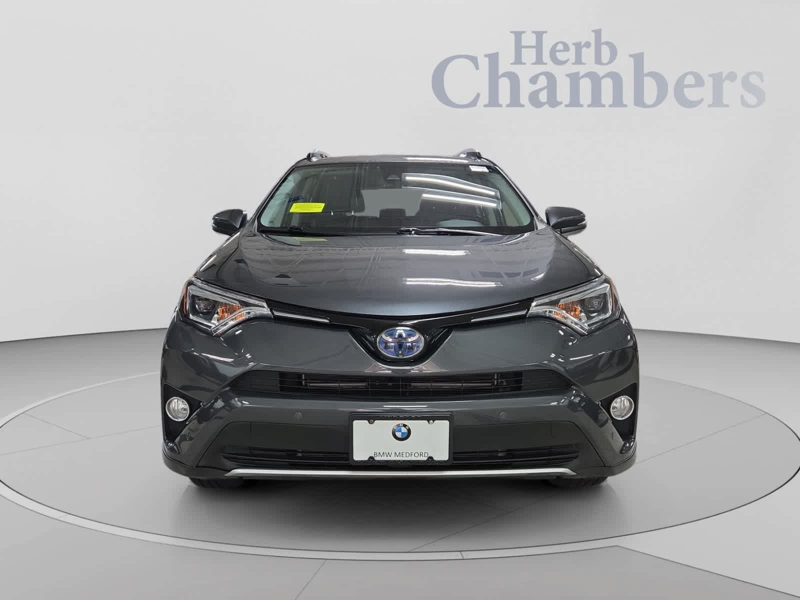 Used 2016 Toyota RAV4 Limited AWD/4WD image 2