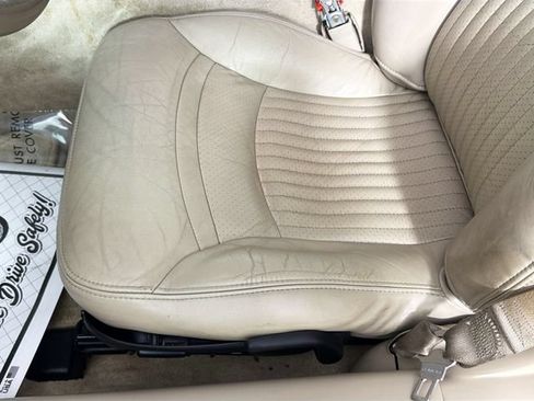 Used 2003 Chevrolet Corvette Coupe w/ Preferred Equipment Group RWD image 19