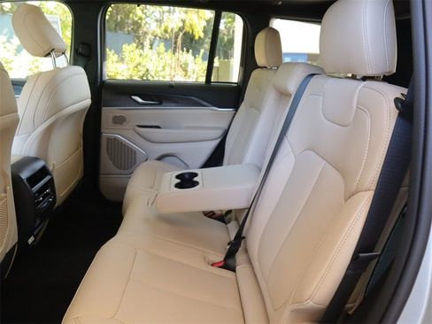 Used 2023 Jeep Grand Cherokee 4WD 4xe w/ Luxury Tech Group II image 24