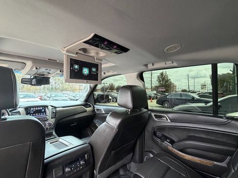 Used 2019 GMC Yukon XL Denali w/ Denali Ultimate Package image 24