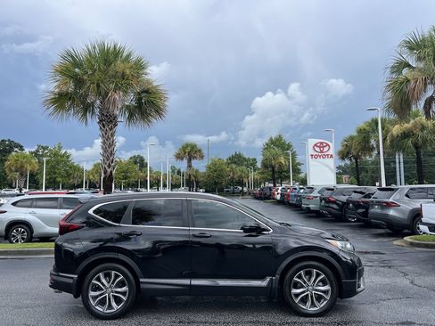 Used 2020 Honda CR-V Touring image 11