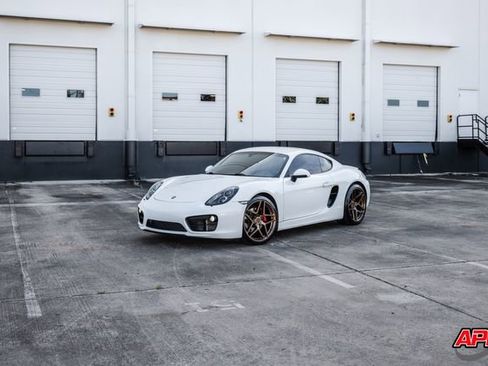 Used 2014 Porsche Cayman S image 17