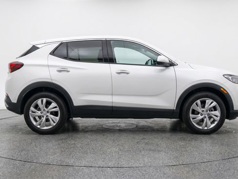Used 2025 Buick Encore GX Preferred FWD image 11