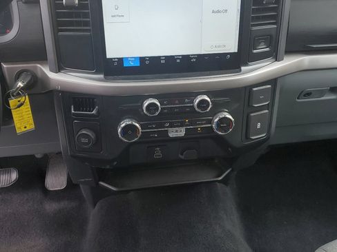 Used 2025 Ford F150 XLT w/ Equipment Group 301A Standard RWD image 16