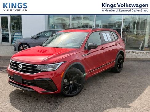 Certified 2024 Volkswagen Tiguan SE R-Line AWD/4WD image 1