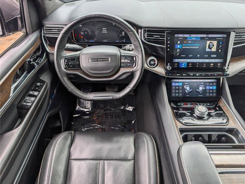 Used 2022 Jeep Grand Wagoneer Series II w/ Convenience Group III AWD/4WD image 23