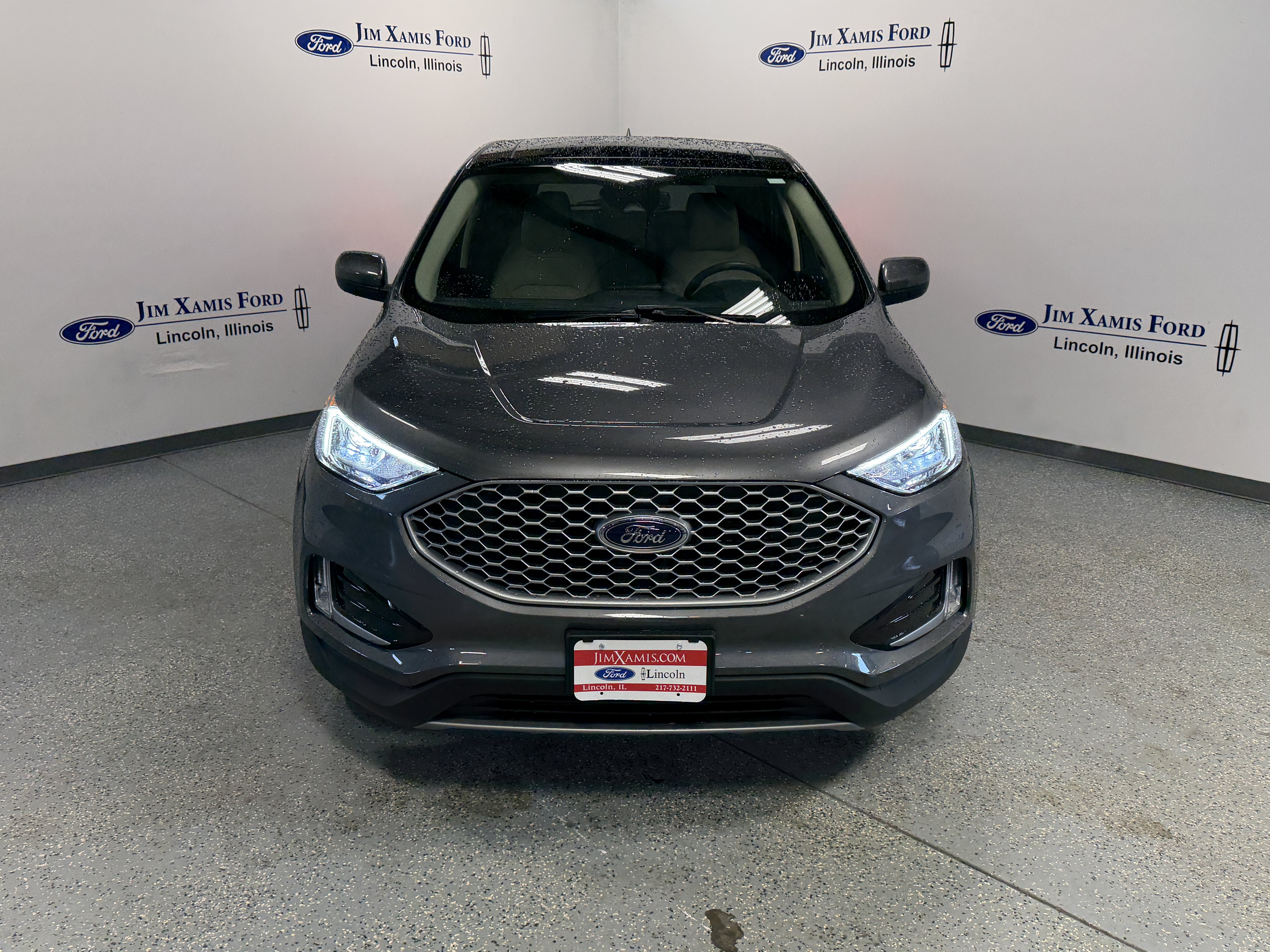 Used 2024 Ford Edge SEL w/ Convenience Package AWD/4WD image 2