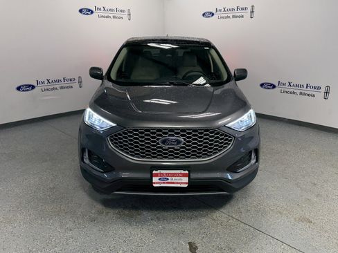 Used 2024 Ford Edge SEL w/ Convenience Package AWD/4WD image 2