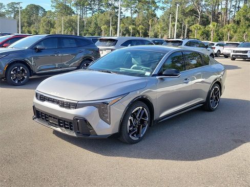 New 2026 Kia K4 GT-Line image 3