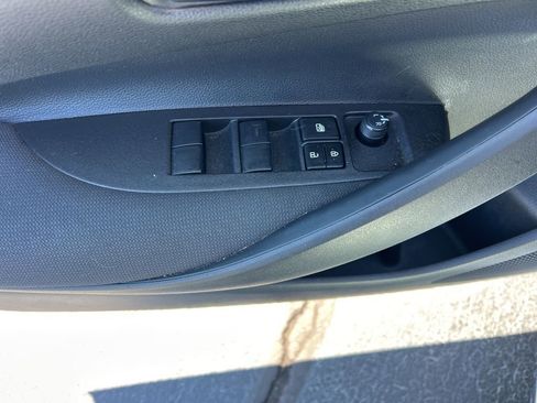 Used 2025 Toyota Corolla LE image 4