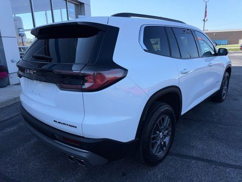 Used 2025 GMC Acadia Elevation FWD image 3