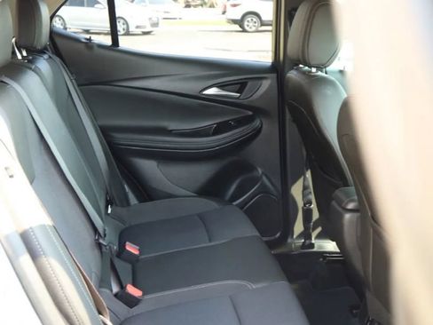 Used 2025 Buick Encore GX Preferred FWD image 42