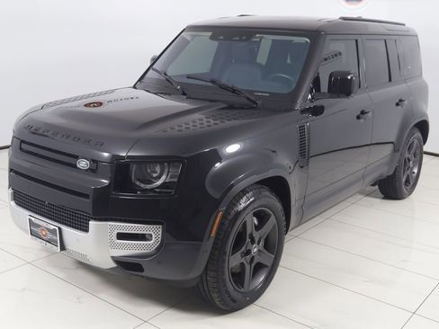 Used 2022 Land Rover Defender 110 SE image 23