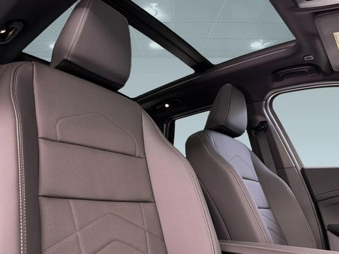 Used 2026 BMW X1 xDrive28i w/ Convenience Package image 13