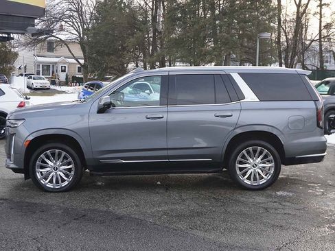 Used 2022 Cadillac Escalade Premium Luxury image 23