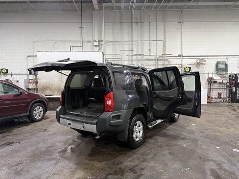 Used 2012 Nissan Xterra S w/ Value Package image 13