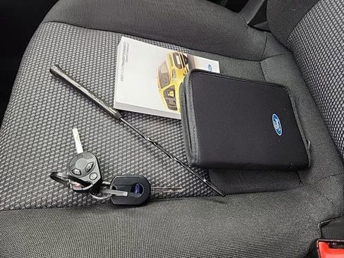 Used 2017 Ford Transit Connect XL image 21