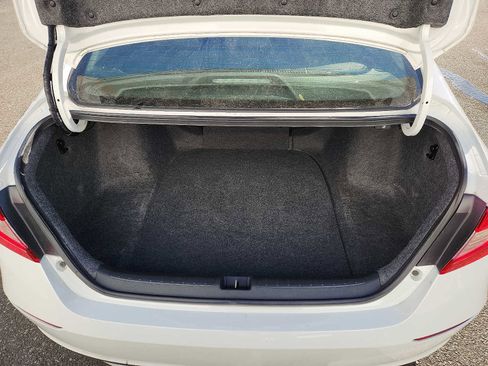 Used 2019 Honda Accord LX image 28