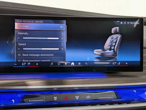 Certified 2024 BMW 760i xDrive AWD/4WD image 29