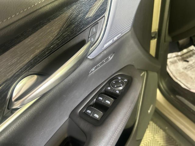 Used 2023 Cadillac XT5 Premium Luxury AWD/4WD image 11