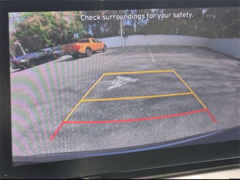 Used 2023 Hyundai Santa Fe SE image 25