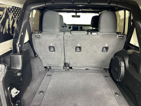 Used 2021 Jeep Wrangler Unlimited Sport image 6