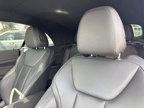 Used 2024 BMW 430i Convertible w/ Convenience Package image 23
