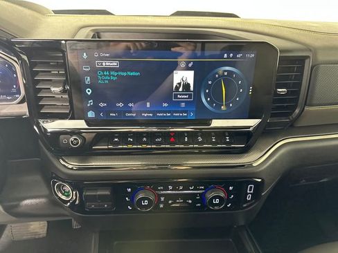 Used 2026 Chevrolet Silverado 1500 ZR2 image 25