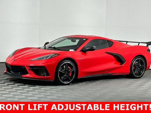 Used 2021 Chevrolet Corvette Stingray Preferred Cpe w/ Z51 Performance Package image 8