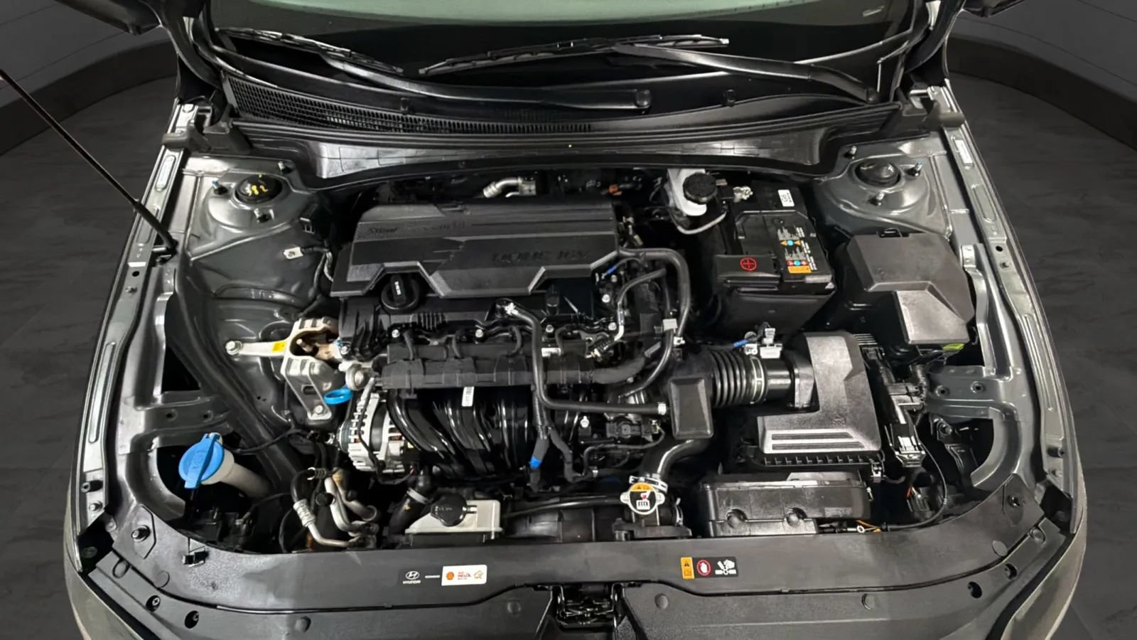 Used 2025 Hyundai Elantra Sport FWD image 23