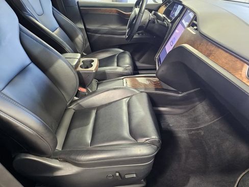 Used 2021 Tesla Model X Long Range AWD/4WD image 7