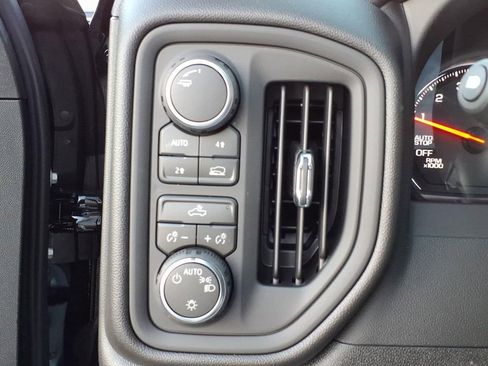 Certified 2026 Chevrolet Silverado 1500 Custom image 17