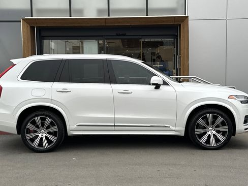 Certified 2022 Volvo XC90 T8 Inscription w/ Advanced Package image 9