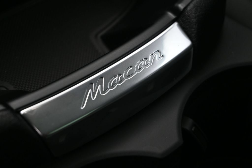 Used 2026 Porsche Macan Turbo AWD/4WD image 19