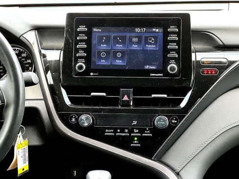 Certified 2024 Toyota Camry SE image 28