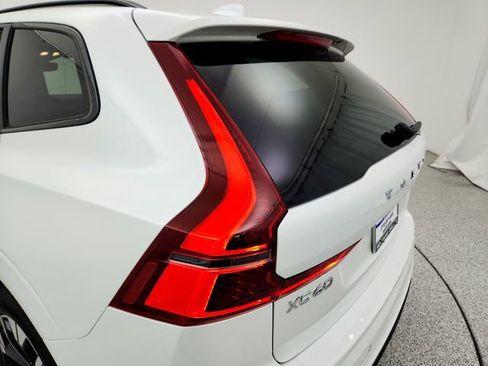 New 2026 Volvo XC60 B5 Plus w/ Climate Package PRO image 27