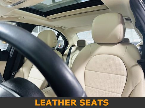 Used 2021 Mercedes-Benz C 300 Sedan image 3